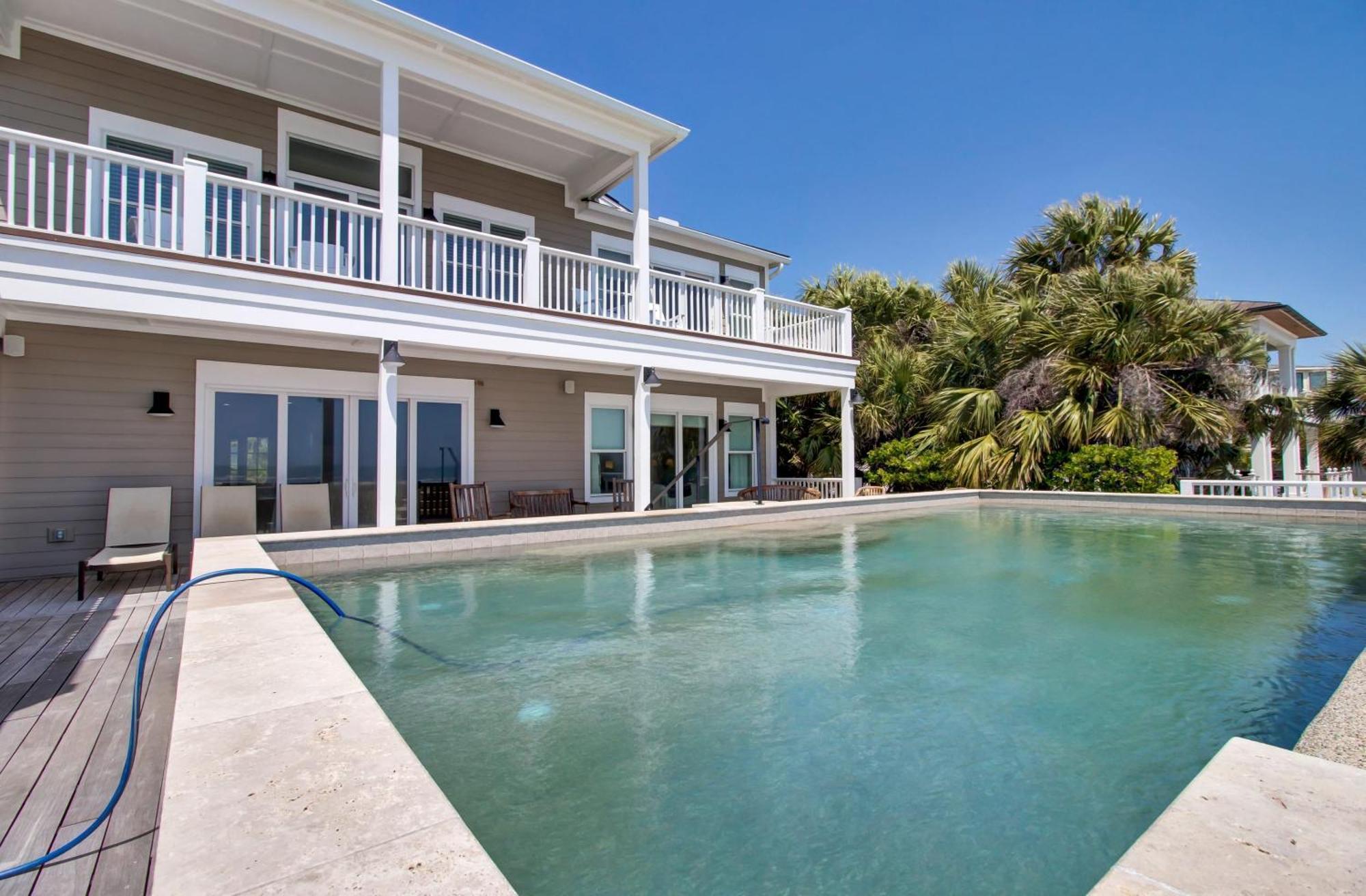 114 Ocean Boulevard By Avantstay Beachfront Putting Green Volleyball Court Infinity Pool ซัลลิแวนส์ไอส์แลนด์ ภายนอก รูปภาพ